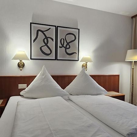 Hotel Garni Vierjahreszeiten Bad Staffelstein Eksteriør bilde