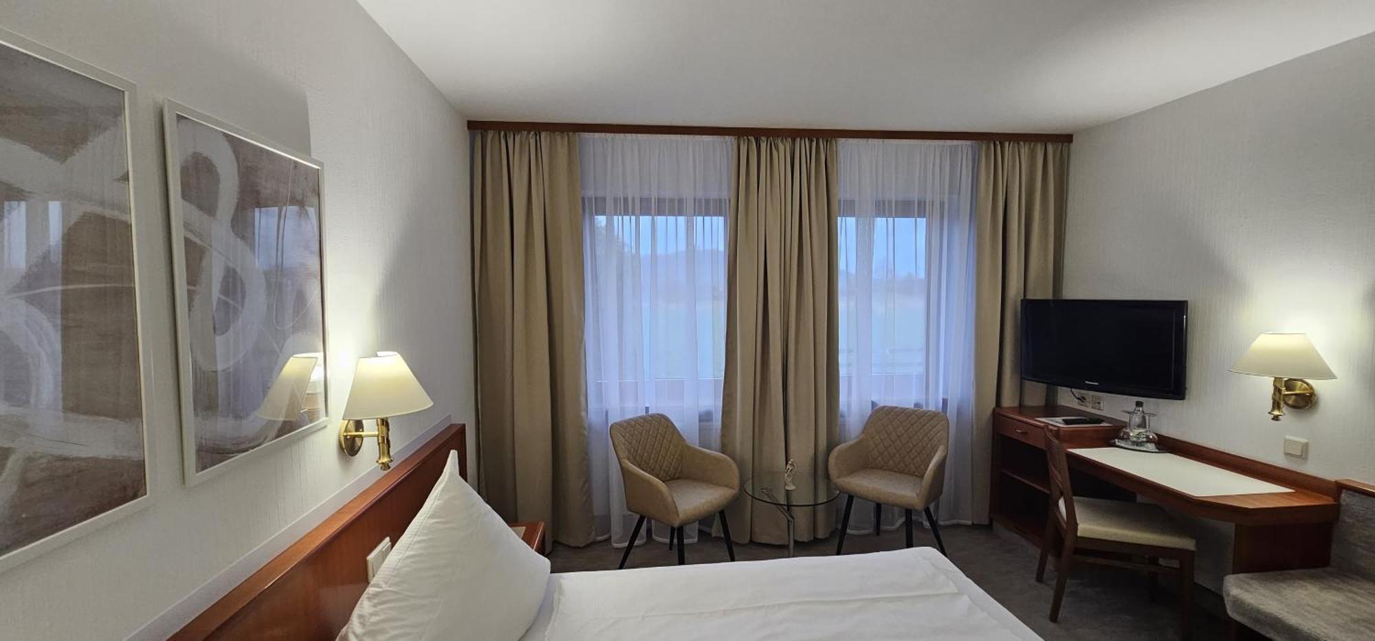 Hotel Garni Vierjahreszeiten Bad Staffelstein Eksteriør bilde