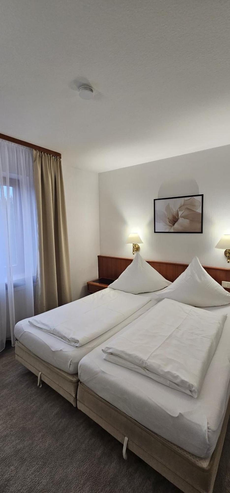 Hotel Garni Vierjahreszeiten Bad Staffelstein Eksteriør bilde