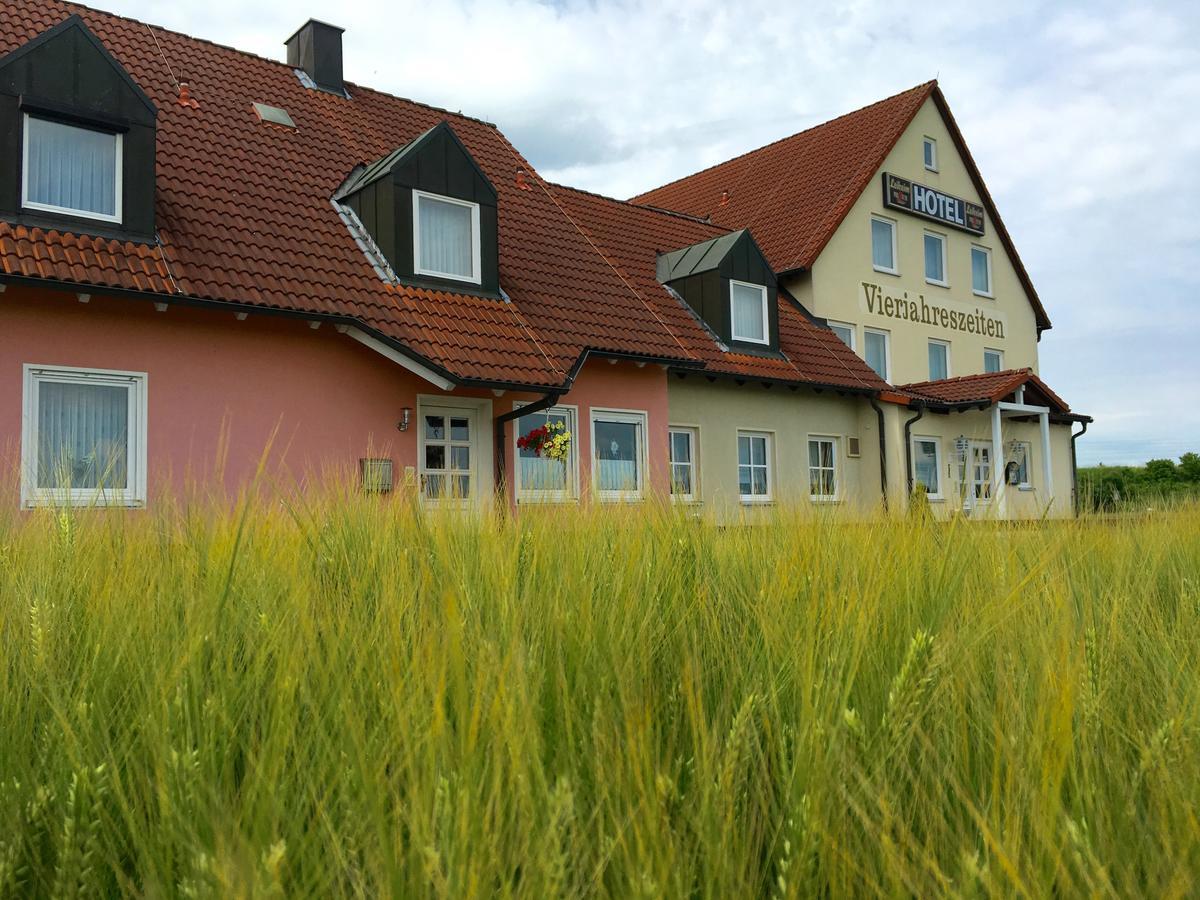 Hotel Garni Vierjahreszeiten Bad Staffelstein Eksteriør bilde